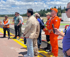 Bombeira conclui curso no Chile e projeta avanços na prevenção de incêndios florestais no Paraná