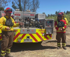 Bombeira conclui curso no Chile e projeta avanços na prevenção de incêndios florestais no Paraná