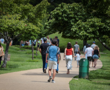 Com recorde de visitantes, Paraná acumula alta de 5,5% no turismo em 2025