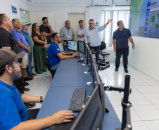 Sanepar reforça abastecimento com bags gigantes, 26 caminhões-pipa e troca de adutoras no Litoral