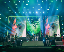 O grupo Roupa Nova durante a apresentacao do seu show dentro da programacao do Verao Maior Parana, em Matinhos - 15/02/2026 - Foto: Geraldo Bubniak/AEN