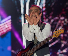 O grupo Roupa Nova durante a apresentacao do seu show dentro da programacao do Verao Maior Parana, em Matinhos - 15/02/2026 - Foto: Geraldo Bubniak/AEN