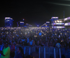 O grupo Roupa Nova durante a apresentacao do seu show dentro da programacao do Verao Maior Parana, em Matinhos - 15/02/2026 - Foto: Geraldo Bubniak/AEN