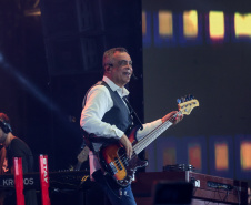 O grupo Roupa Nova durante a apresentacao do seu show dentro da programacao do Verao Maior Parana, em Matinhos - 15/02/2026 - Foto: Geraldo Bubniak/AEN