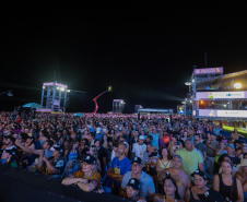 O cantor Eduardo Costa  