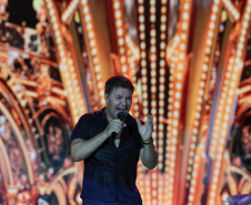 O cantor Eduardo Costa 