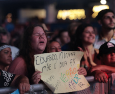 O cantor Eduardo Costa 