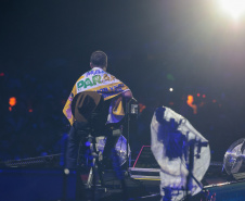 O cantor Eduardo Costa 