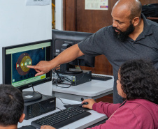 Seed-PR disponibiliza curso técnico de Inteligência Artificial para alunos da rede estadual