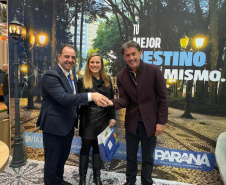 Destinos, serviços e gastronomia paranaense são destaques em feira de turismo na Espanha