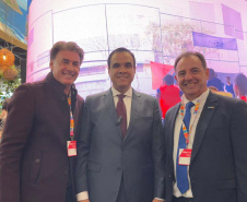 Destinos, serviços e gastronomia paranaense são destaques em feira de turismo na Espanha