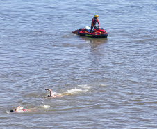 Troféu Elite movimenta Porto São José e treina bombeiros para resgates