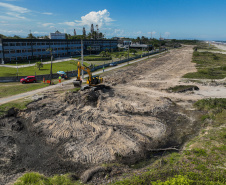 Já em andamento, obras de requalificação da orla de Pontal do Paraná vão melhorar balneários