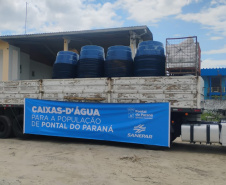 Sanepar entrega 1.500 caixas-d’água para atender famílias no Litoral