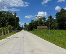  pavimentação em concreto da Estrada da América em Morretes.