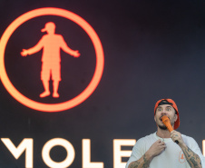 JEITO MOLEQUE E BELO