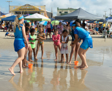 Postos fixos do Verão Maior Paraná ultrapassam 885 mil atendimentos em 14 dias de atividades