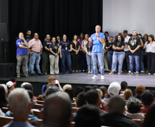 SETR - Mutirão Emprega Mais Curitiba oferece mais de 2 mil vagas e atende mais de mil pessoas na CIC