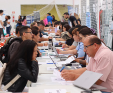 SETR - Mutirão Emprega Mais Curitiba oferece mais de 2 mil vagas e atende mais de mil pessoas na CIC