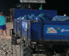 Sanepar - Trabalho da Sanepar durante a madrugada garante praias limpas e seguras após shows no Litoral