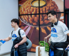 DESEMBARQUE GANHANDO O MUNDO