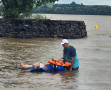Praia Acessível supera 600 atendimentos nas duas primeiras semanas de Verão Maior