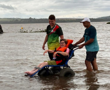 Praia Acessível supera 600 atendimentos nas duas primeiras semanas de Verão Maior
