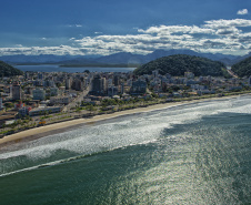 O Litoral do Paraná alcançou R$ 1,6 bilhão em investimentos públicos e privados ao longo de 2025, 246% superior ao movimentado em 2024.