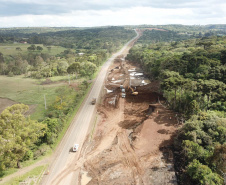 PRC-466 entre Turvo e Palmeirinha,