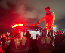 Motos aquáticas e drone com câmera térmica reforçaram segurança em shows do Verão Maior Paraná