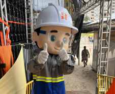 Copel leva orientação e serviços às praias no Verão Maior Paraná