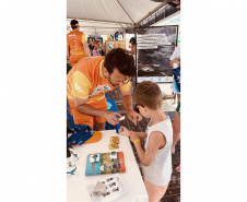 Copel leva orientação e serviços às praias no Verão Maior Paraná