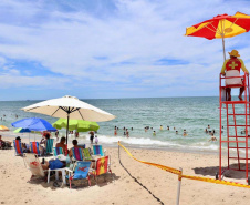 Bombeiros reforçam prevenção no Litoral e registram mais de 18 mil ações no final de semana