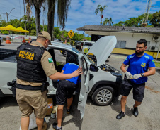 PMPR recupera veículo furtado em São Paulo após monitoramento pelo sistema Olho Vivo no Litoral