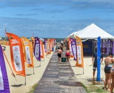 SIMEPAR - PAINÉIS DO SIMEPAR TRAZEM PREVISÃO DO TEMPO ATUALIZADA PARA OS TURISTAS NO LITORAL