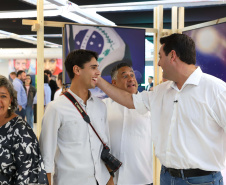 Governador participa de abertura da mostra fotográfica “Instante do Olhar”, no MON