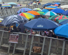 Público madruga e garante lugar para show de Ana Castela no Litoral