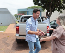 O governador em exercício Darci Piana e o secretário de Agricultura e Abastecimento, Márcio Nunes, assinam nesta sexta-feira (20) a liberação de R$ 34,8 milhões para pavimentação de duas estradas rurais de Roncador