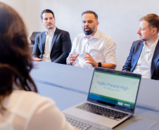 SEED - Referência internacional: comitiva do México visita o Paraná para conhecer modelo de ensino de Inglês