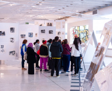 Programa “Arte para Maiores” explora a arquitetura do MON no mês de março