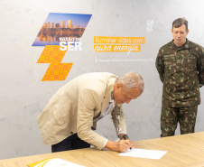 Exército e Copel firmam parceria para economizar energia elétrica em 25 organizações militares