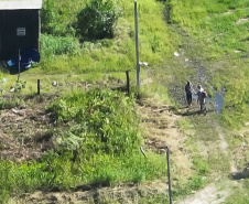 PCPR usa drones e desarticula ponto de venda de drogas em Matinhos