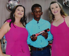 Estudante surdo da rede estadual conquista 1º lugar em Educação Física na UEM pelo Aprova Paraná