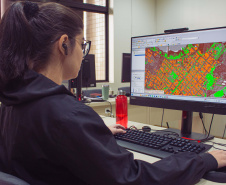 MONITORAMENTO AMBIENTAL: PESQUISADORAS DO SIMEPAR DESENVOLVEM PROJETOS PARA PROTEGER A SOCIEDADE