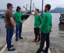 Atividades ambientais na Ponte de Guaratuba
