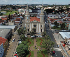 SEFA - Carnaval premiado: Nota Paraná distribui prêmios de R$ 1 mil por todo o Estado