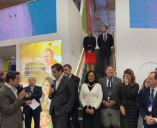 Público europeu conhece nova rota aérea ligando Portugal diretamente ao Paraná