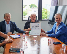 Governo do Estado recebe R$ 29,7 milhões de reais do Banco Mundial para gestão ambiental e sistemas de alerta de risco dentro do Projeto Paraná Eficiente