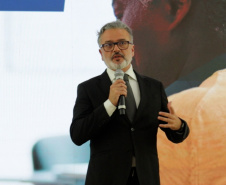 Estado vai capacitar dois mil servidores para atuarem em contratações públicas