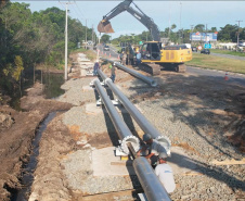 Sanepar faz obra em adutoras de Guaratuba de olho no Carnaval